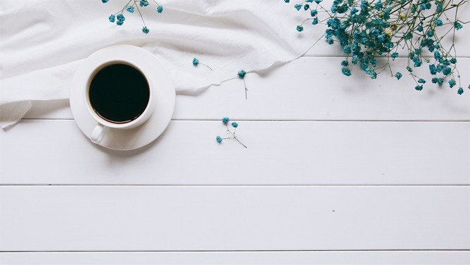 简约淡雅文艺桌面PPT背景图片-三才资源库分享